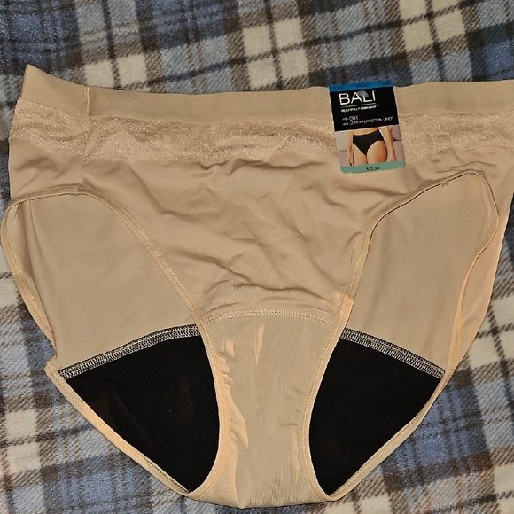 Bali Other - Bali Hi-cut Panties With Leak Protection Liner 2X Size 9